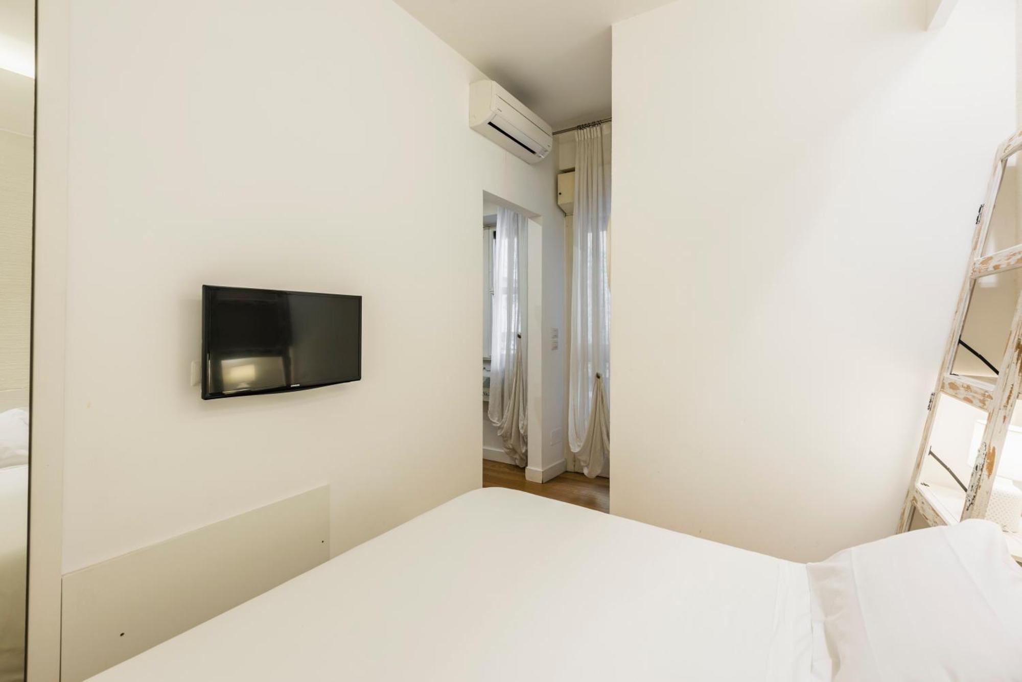 Ferrini Home - Suites Катания Екстериор снимка