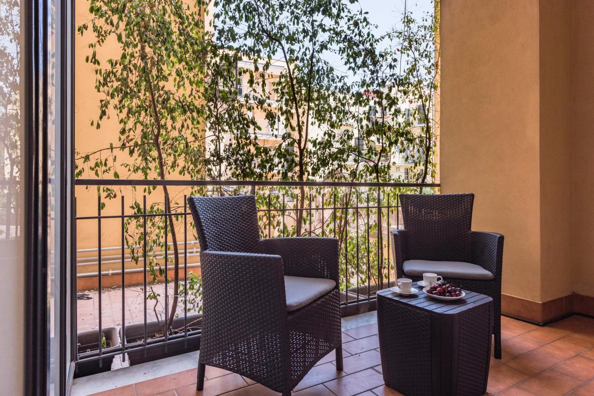 Ferrini Home - Suites Катания Екстериор снимка