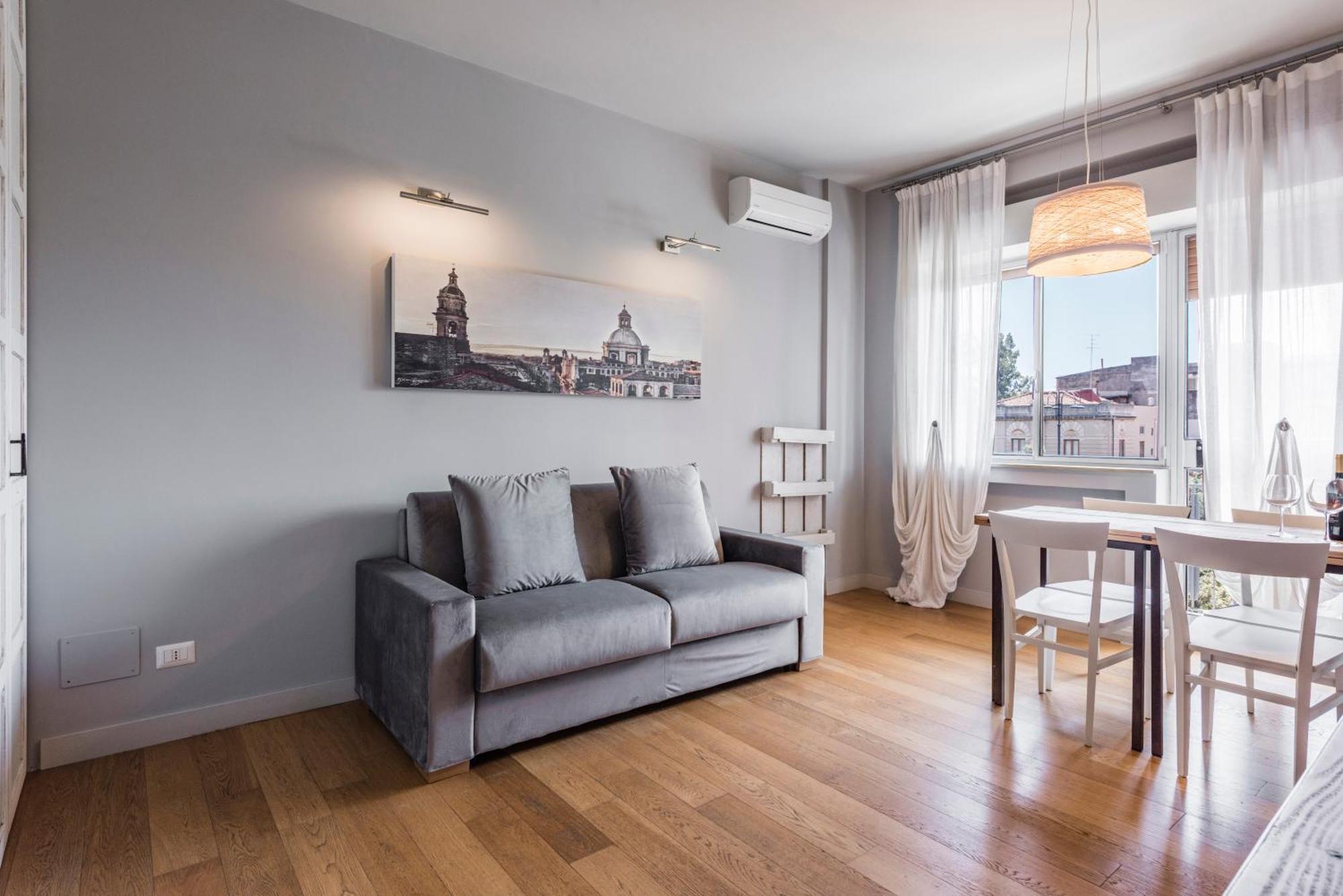 Ferrini Home - Suites Катания Екстериор снимка